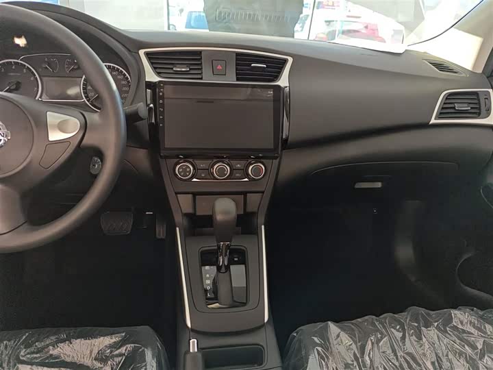 Фото 13 - Nissan Sylphy