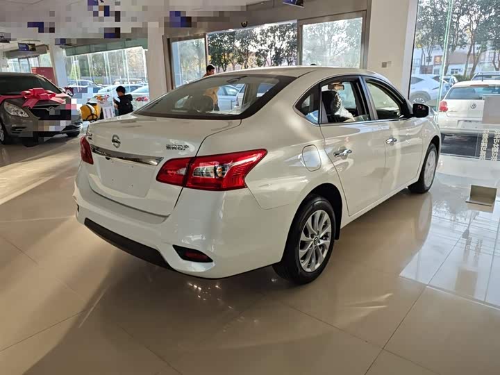 Фото 7 - Nissan Sylphy