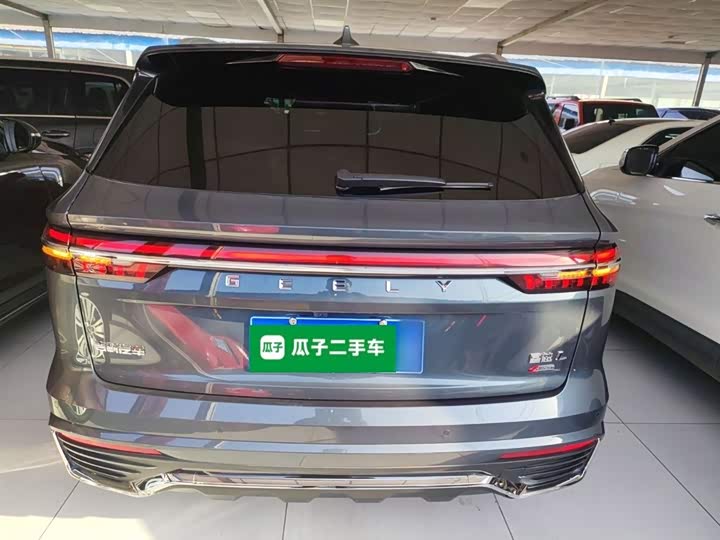 Фото 6 - Geely Monjaro