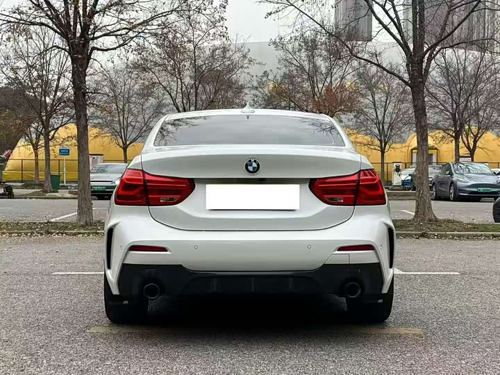 Фото 8 - BMW 1 Series