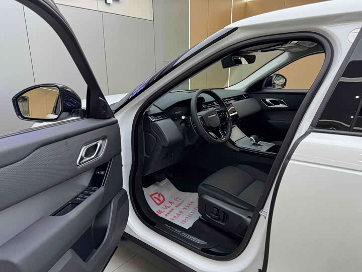 Фото 4 - Land Rover Range Rover Velar