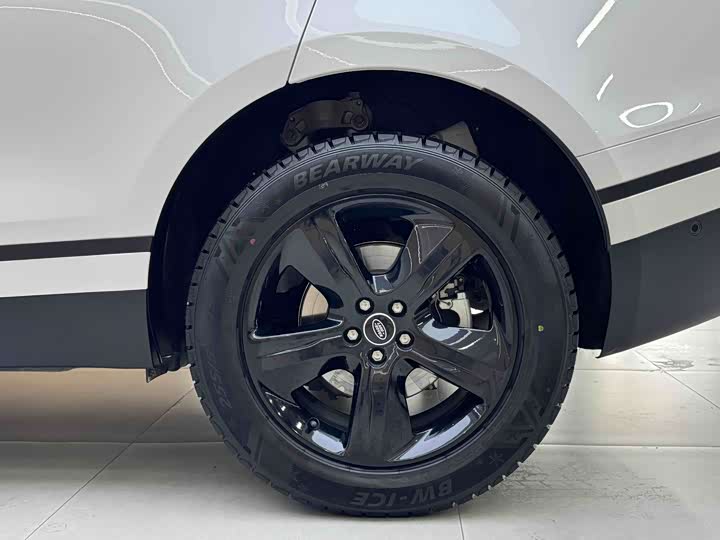 Фото 5 - Land Rover Range Rover Velar