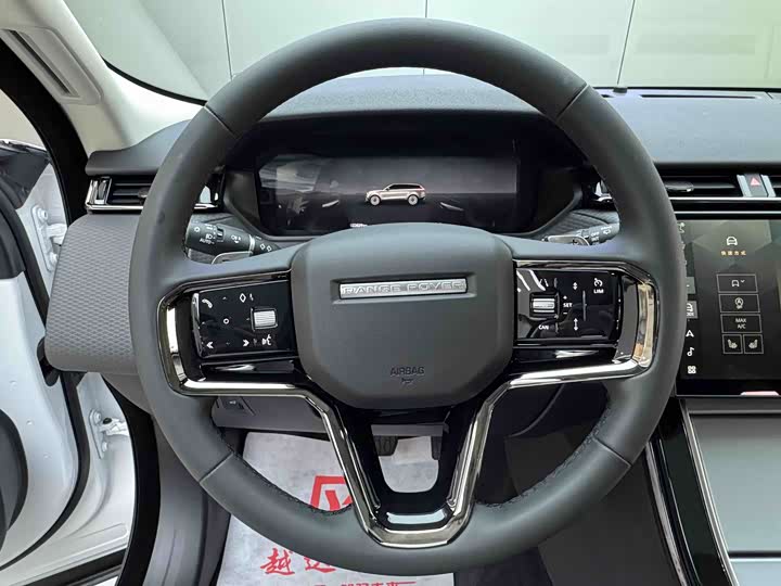 Фото 8 - Land Rover Range Rover Velar