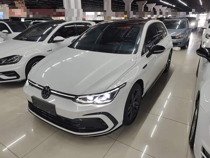 Фото 1 - Volkswagen Golf