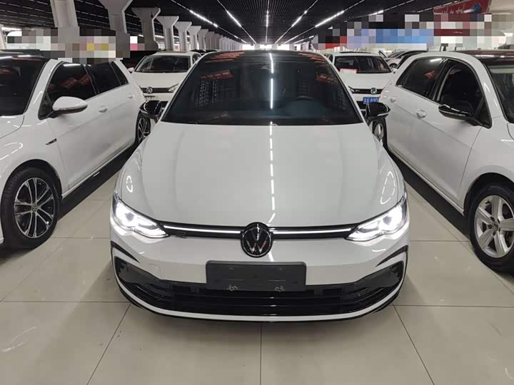 Фото 3 - Volkswagen Golf