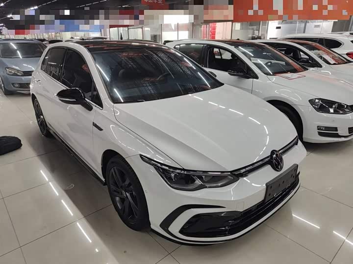 Фото 4 - Volkswagen Golf