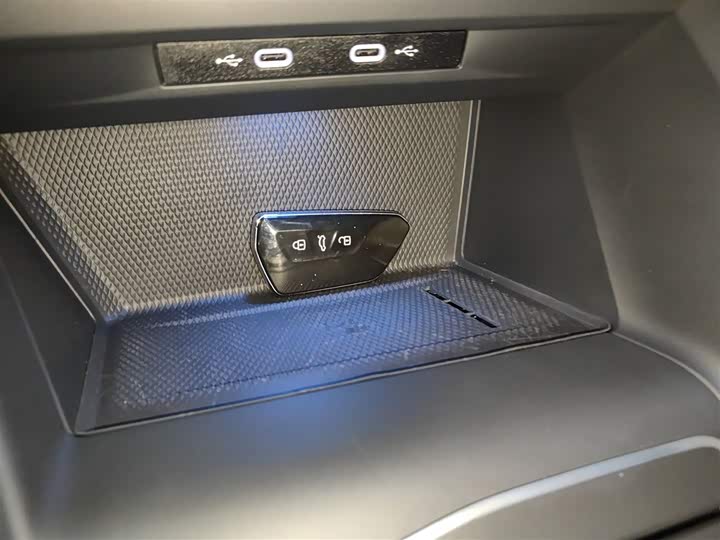 Фото 9 - Volkswagen Golf