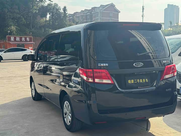 Фото 10 - JAC Refine M4