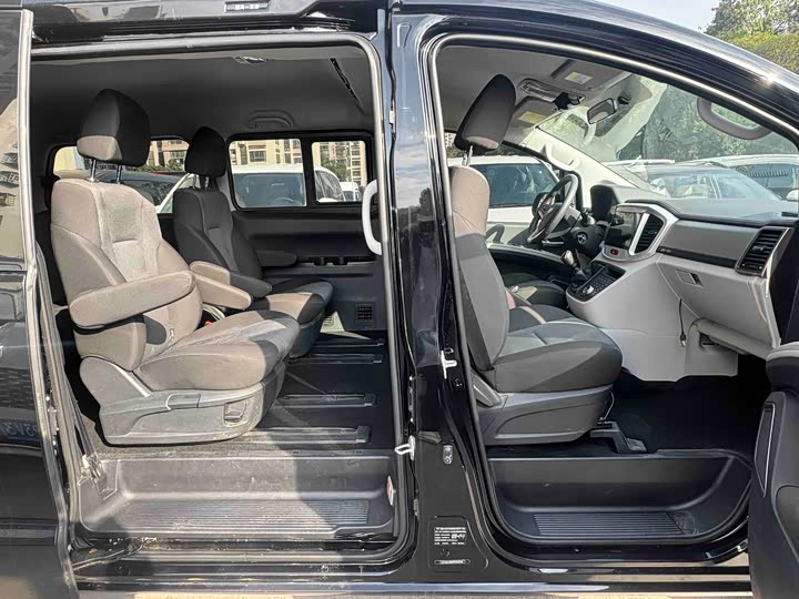 Фото 6 - JAC Refine M4