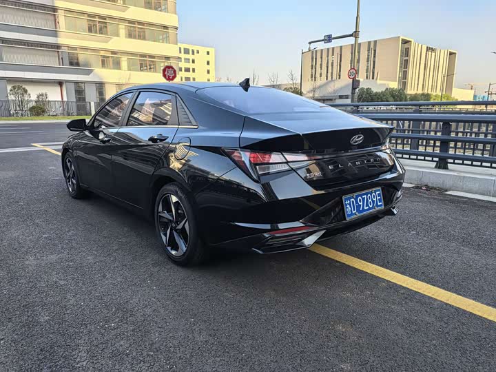 Фото 6 - Hyundai Elantra N line
