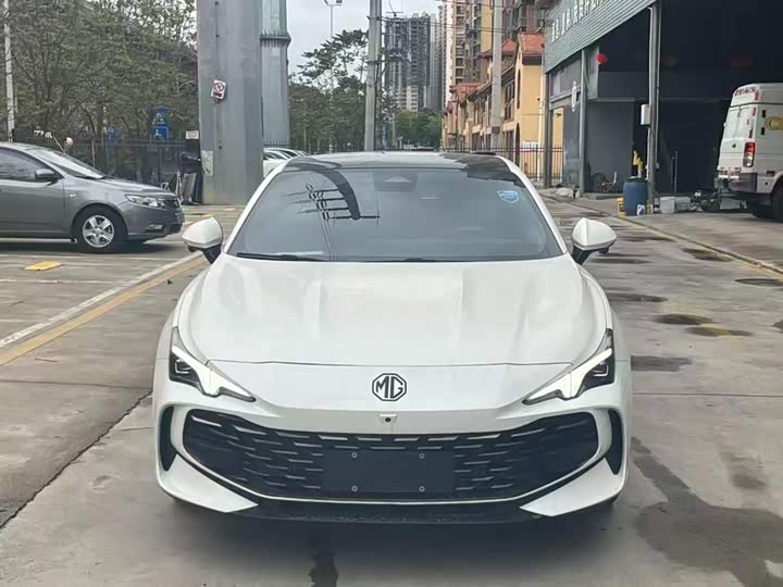 Фото 2 - MG Motor 7