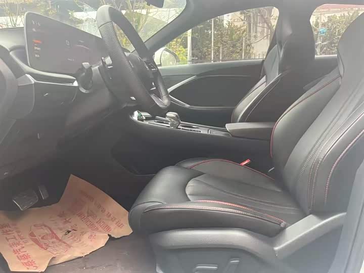 Фото 7 - MG Motor 7