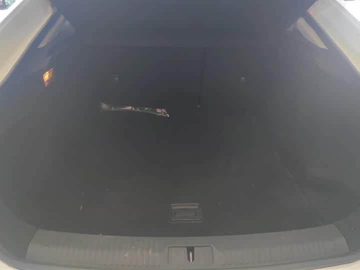 Фото 4 - Bestune B70