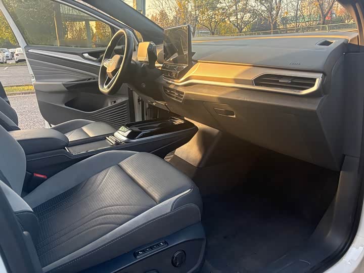 Фото 10 - Volkswagen ID.4 Crozz