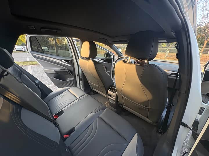 Фото 12 - Volkswagen ID.4 Crozz