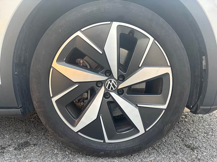 Фото 14 - Volkswagen ID.4 Crozz