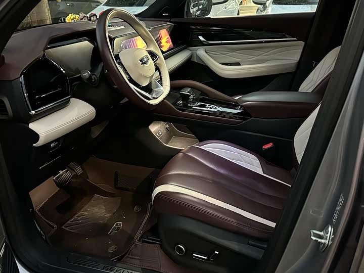 Фото 4 - Geely Monjaro