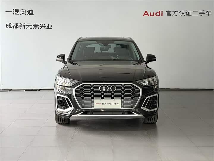 Фото 2 - Audi Q5L