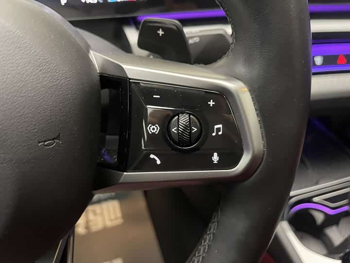 Фото 24 - BMW 5 Series