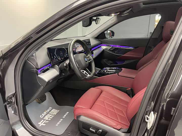 Фото 28 - BMW 5 Series