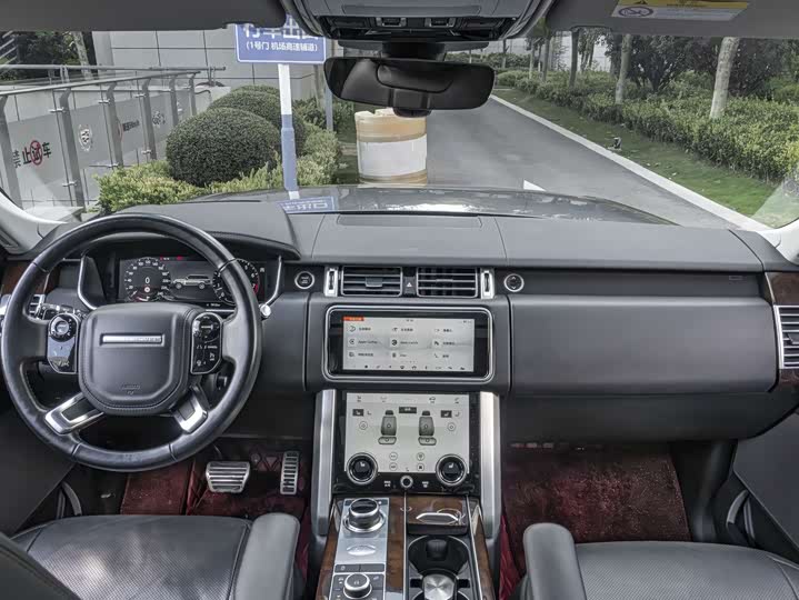 Фото 9 - Land Rover Range Rover