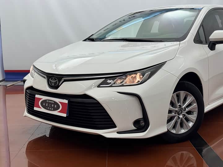 Фото 7 - Toyota Corolla