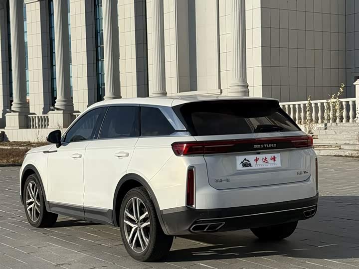 Фото 5 - Bestune T99