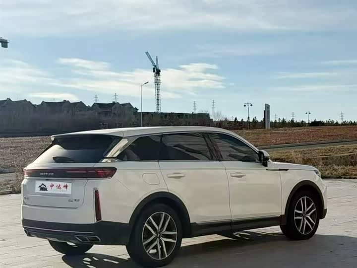 Фото 7 - Bestune T99