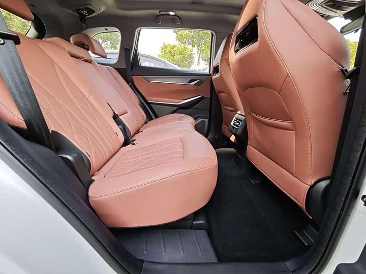 Фото 7 - Changan CS75 Plus