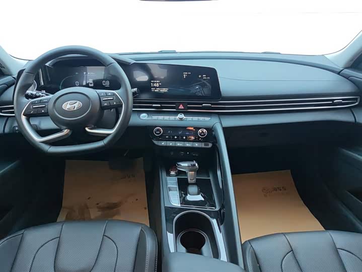 Фото 12 - Hyundai Elantra N line