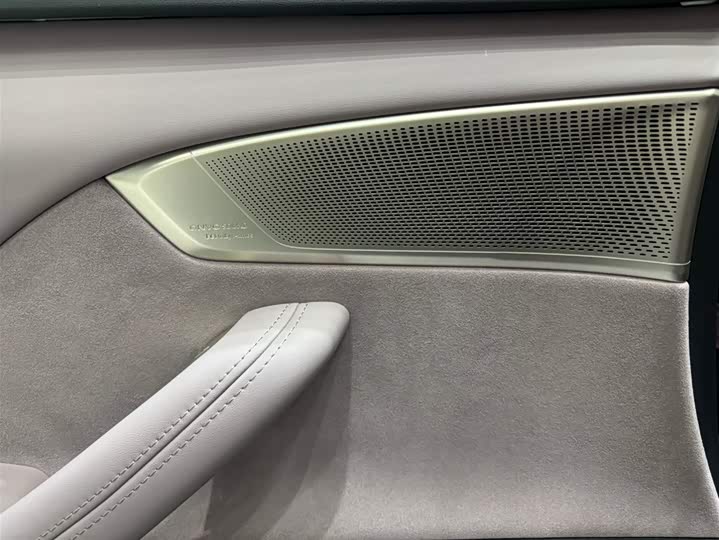 Фото 9 - Nio Onvo L60