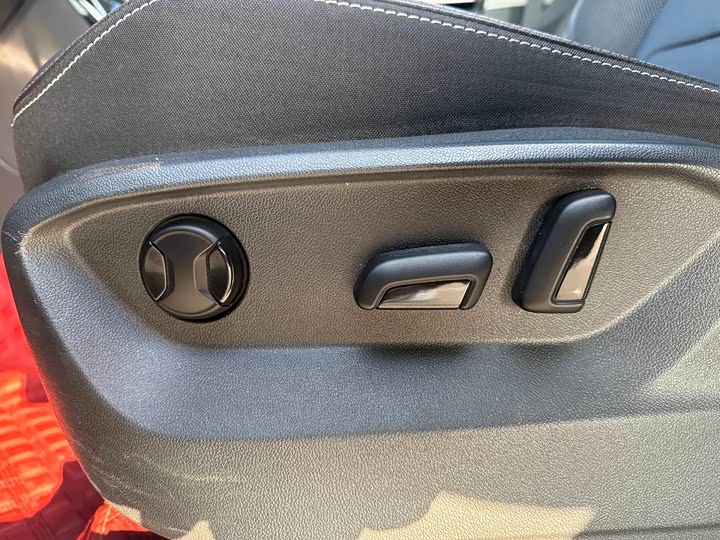 Фото 12 - Volkswagen Tayron