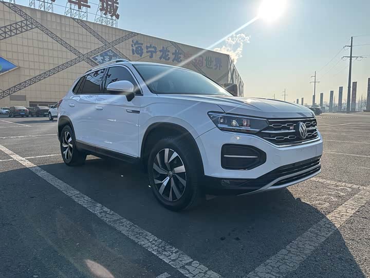 Фото 3 - Volkswagen Tayron