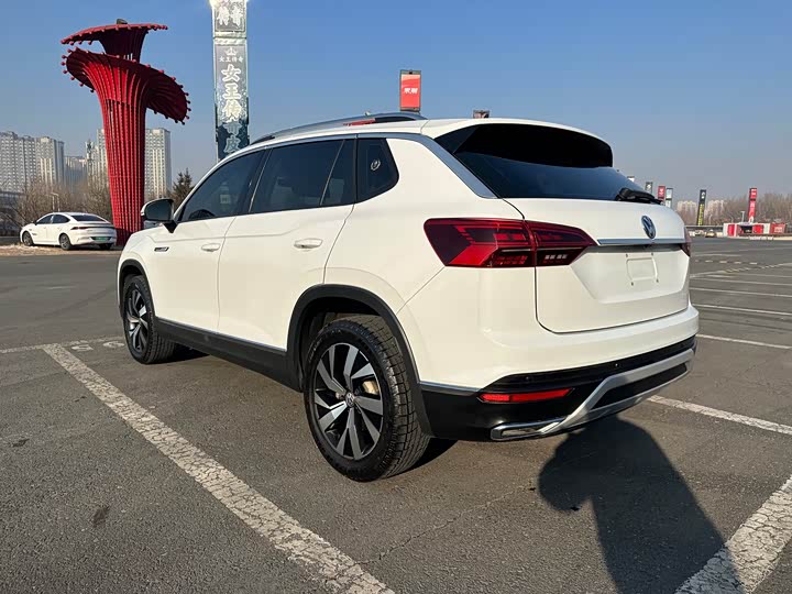 Фото 8 - Volkswagen Tayron