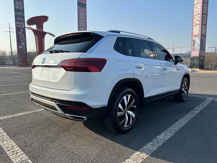 Фото 9 - Volkswagen Tayron