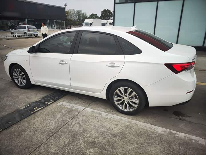 Фото 5 - Buick Excelle GT