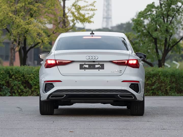 Фото 8 - Audi A3