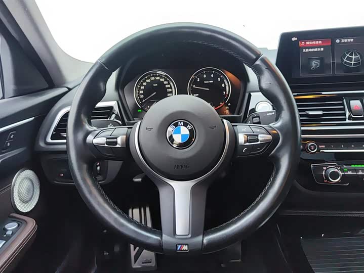 Фото 15 - BMW 1 Series