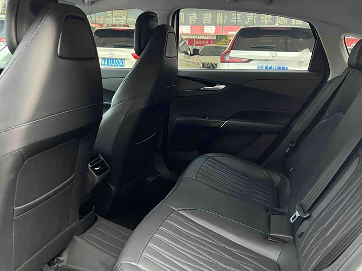 Фото 6 - Changan Eado Plus