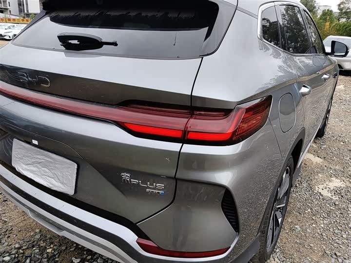 Фото 10 - BYD Song Plus Hybrid/EV