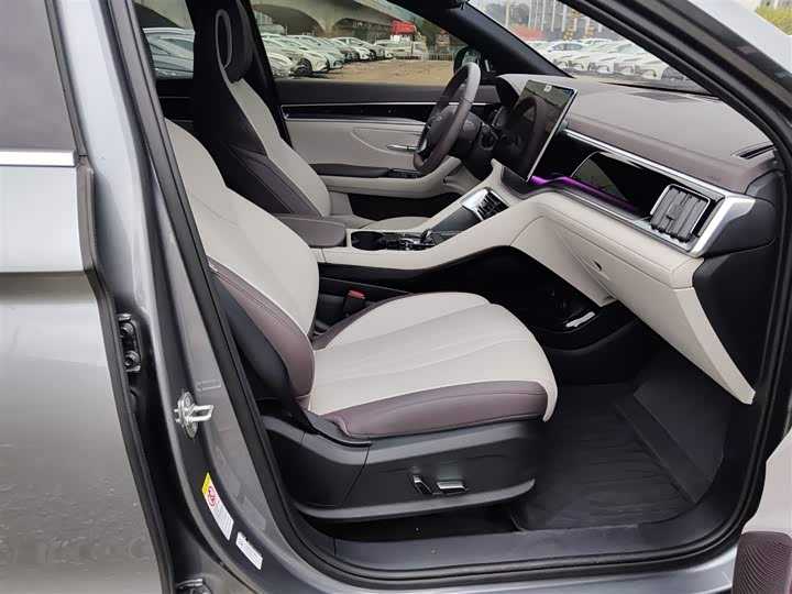 Фото 11 - BYD Song Plus Hybrid/EV