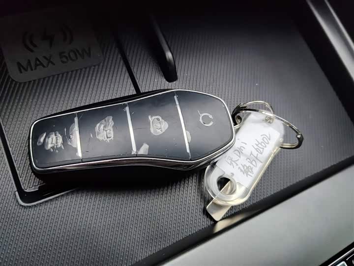 Фото 12 - BYD Song Plus Hybrid/EV