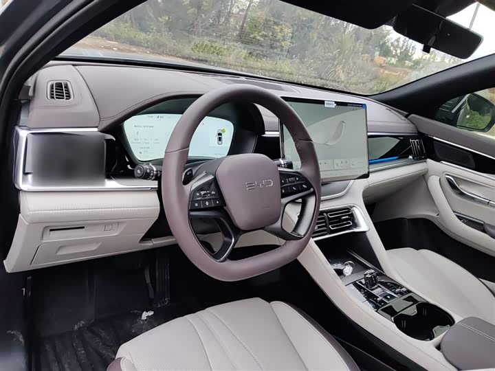 Фото 14 - BYD Song Plus Hybrid/EV