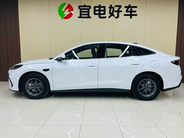 Фото 15 - BYD Seal 06 Hybrid/EV