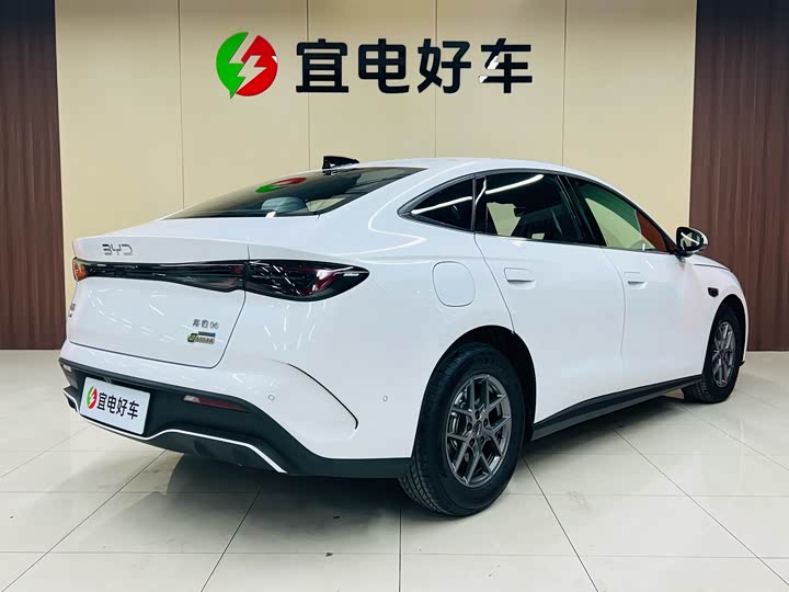 Фото 16 - BYD Seal 06 Hybrid/EV