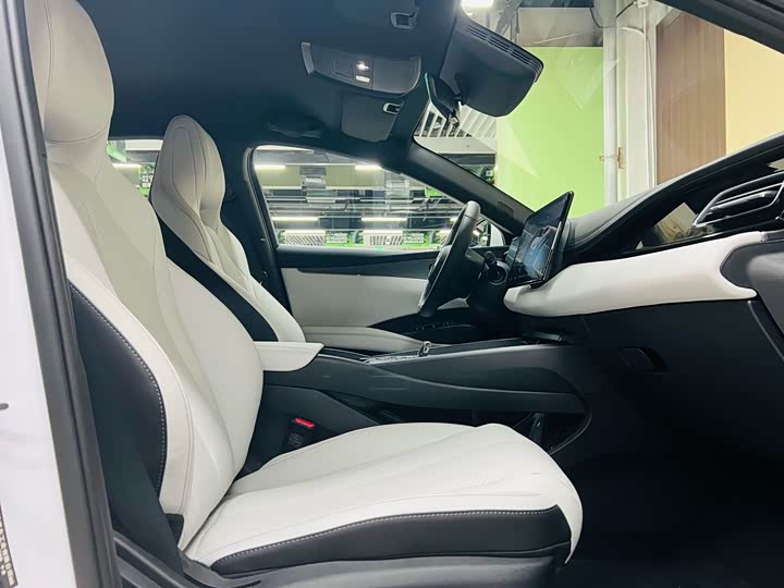 Фото 8 - BYD Seal 06 Hybrid/EV