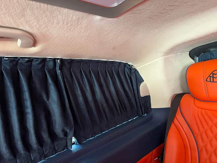 Фото 16 - Mercedes-Benz Vito