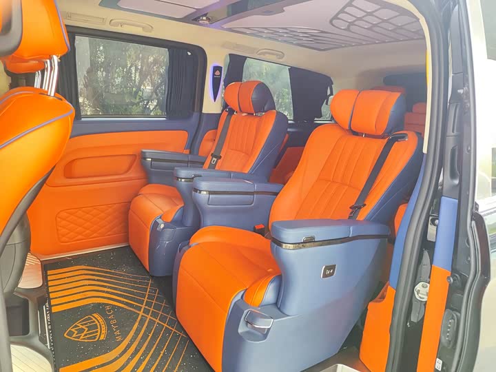 Фото 9 - Mercedes-Benz Vito