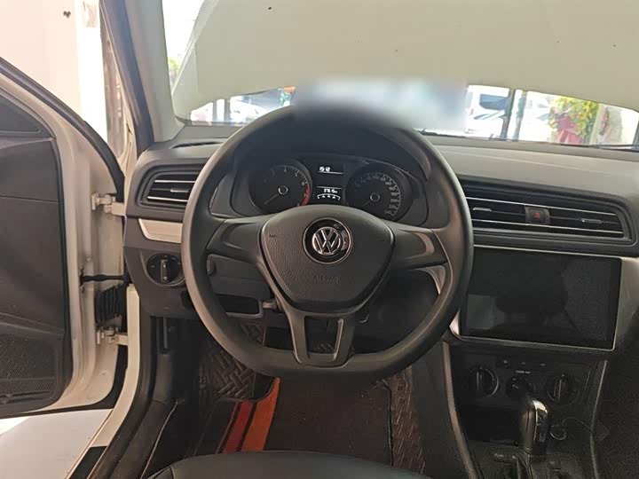 Фото 11 - Volkswagen Lavida