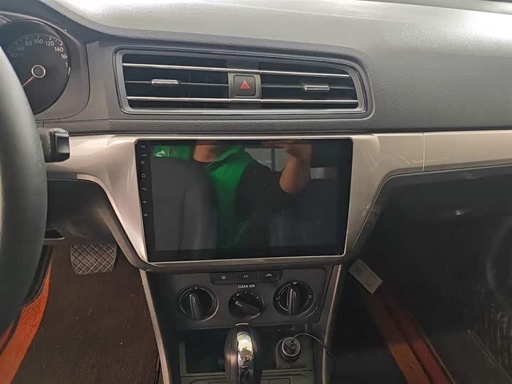 Фото 13 - Volkswagen Lavida